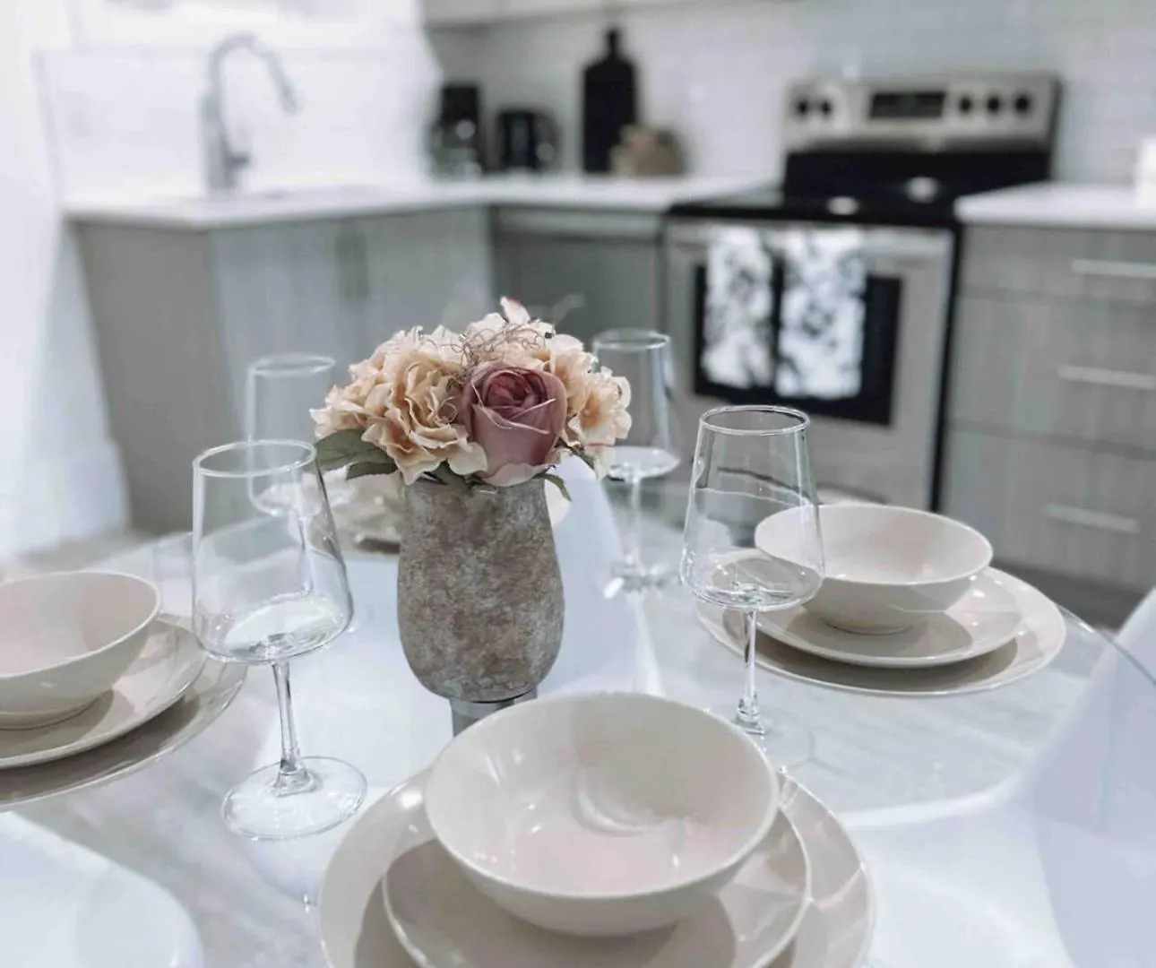 Modern Home In Vancouver Close To Downtown And Airport